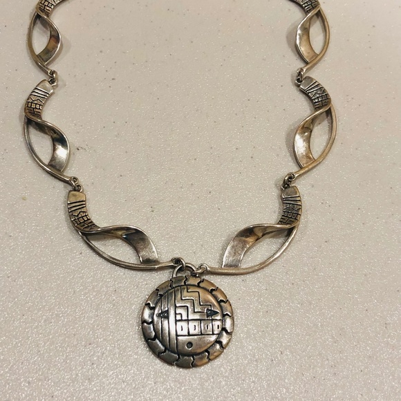 Carolyn Pollack Jewelry - Carolyn Pollack Roderick Tenorio Windancer necklace